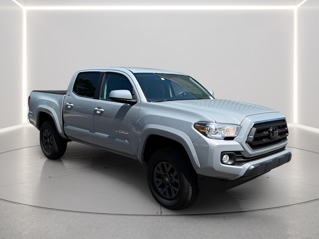 Used 2021 Toyota Tacoma SR5 AWD/4WD image 7