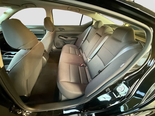 Used 2023 Nissan Altima 2.5 SV image 23