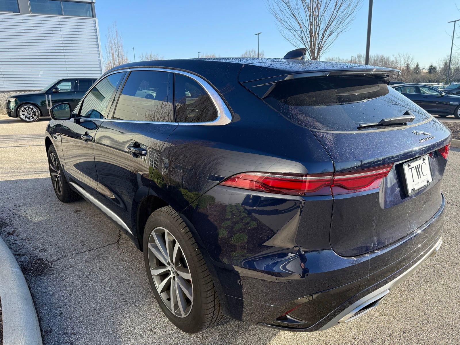 Used 2025 Jaguar F-PACE R-Dynamic S image 7