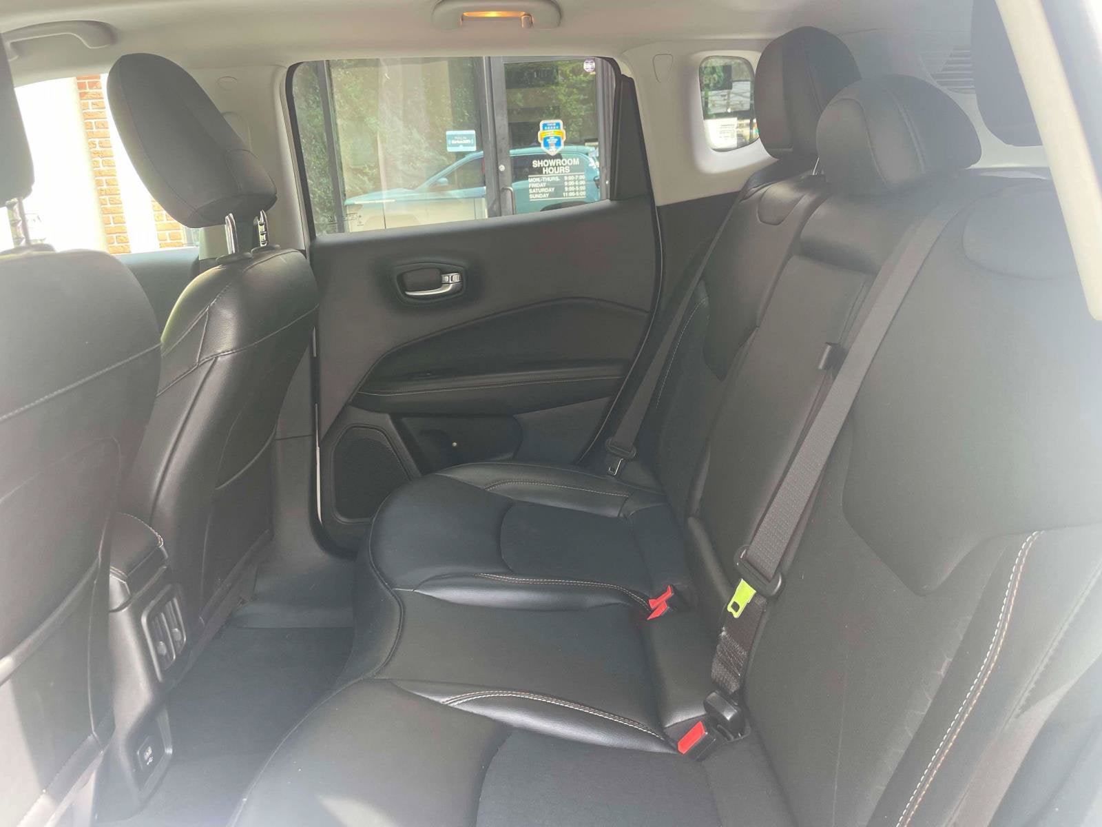 Used 2020 Jeep Compass Latitude AWD/4WD image 12