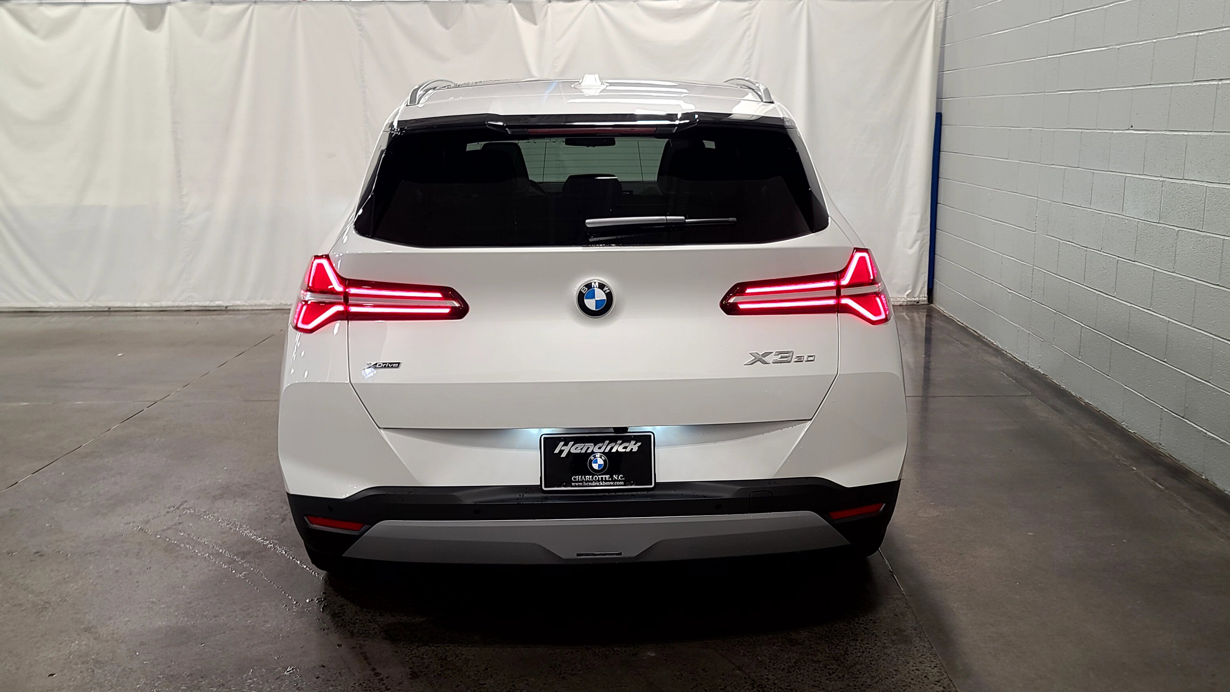 Used 2026 BMW X3 xDrive30 w/ Premium Package image 7