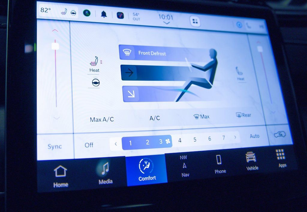 Used 2022 Jeep Grand Cherokee Limited 4xe image 23