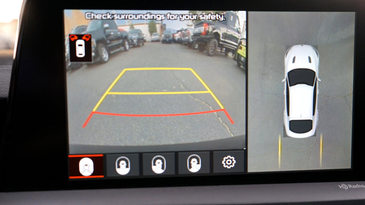 Used 2021 Kia Stinger GT2 image 16