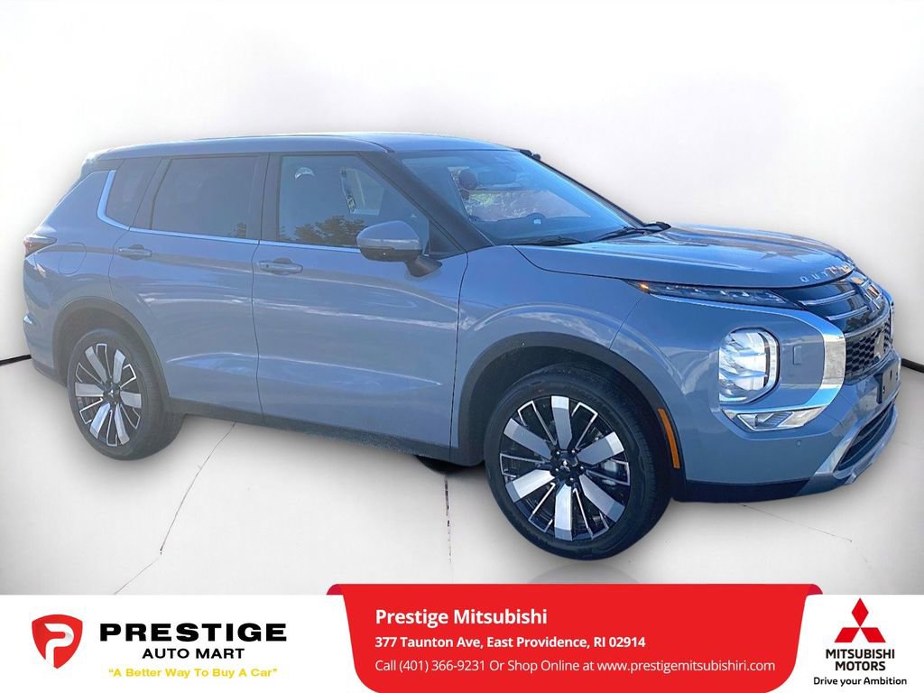 New 2026 Mitsubishi Outlander SE image 1