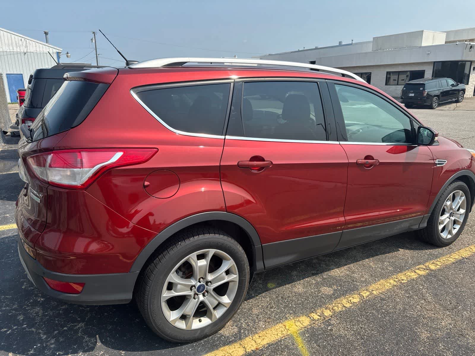 Used 2015 Ford Escape Titanium FWD image 13