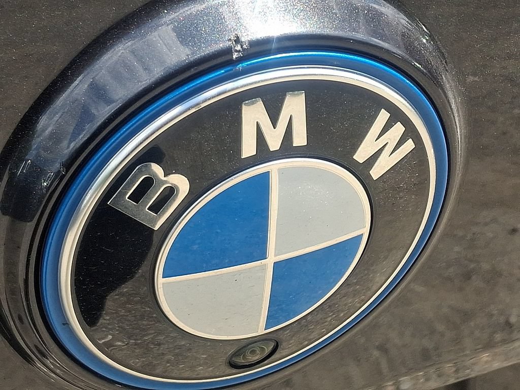 Used 2024 BMW iX xDrive50 w/ Convenience Package AWD/4WD image 30