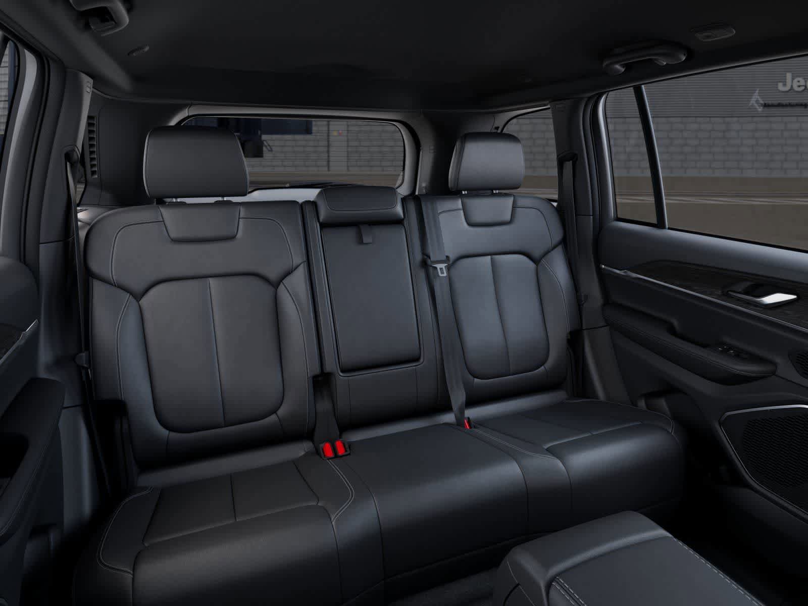 New 2026 Jeep Grand Cherokee Limited AWD/4WD image 15