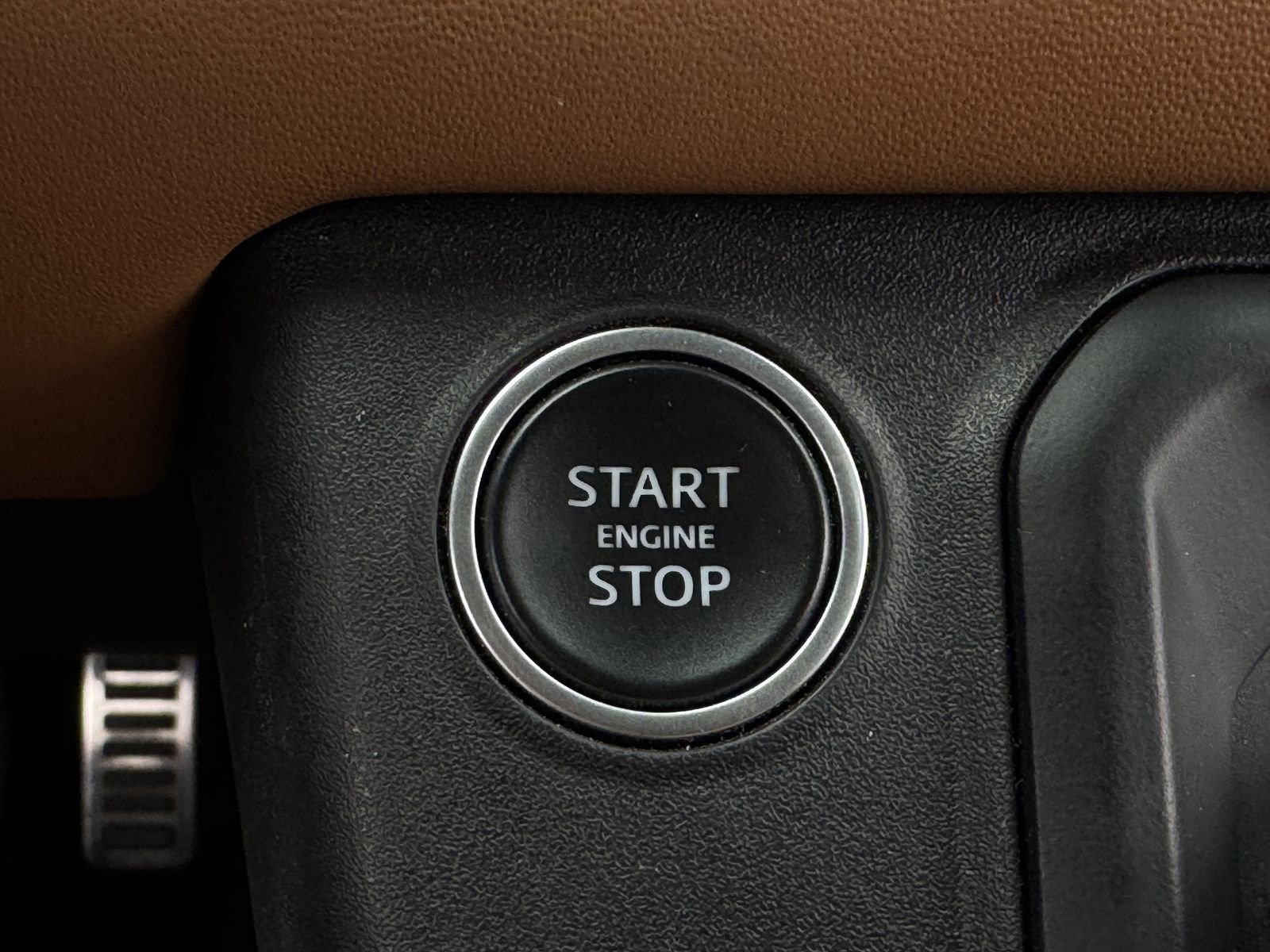 Used 2022 Land Rover Defender 110 X AWD/4WD image 23