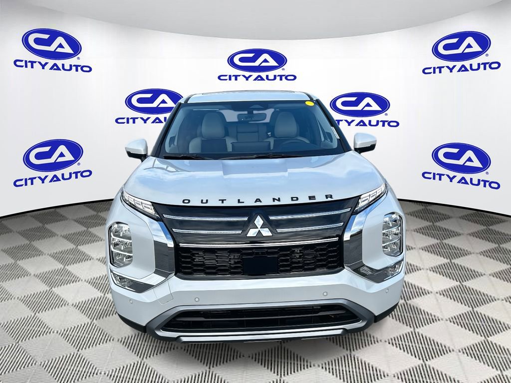 New 2026 Mitsubishi Outlander SE image 8