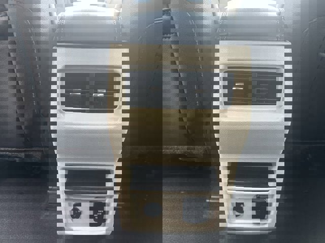 Used 2024 Ford Edge Titanium image 11