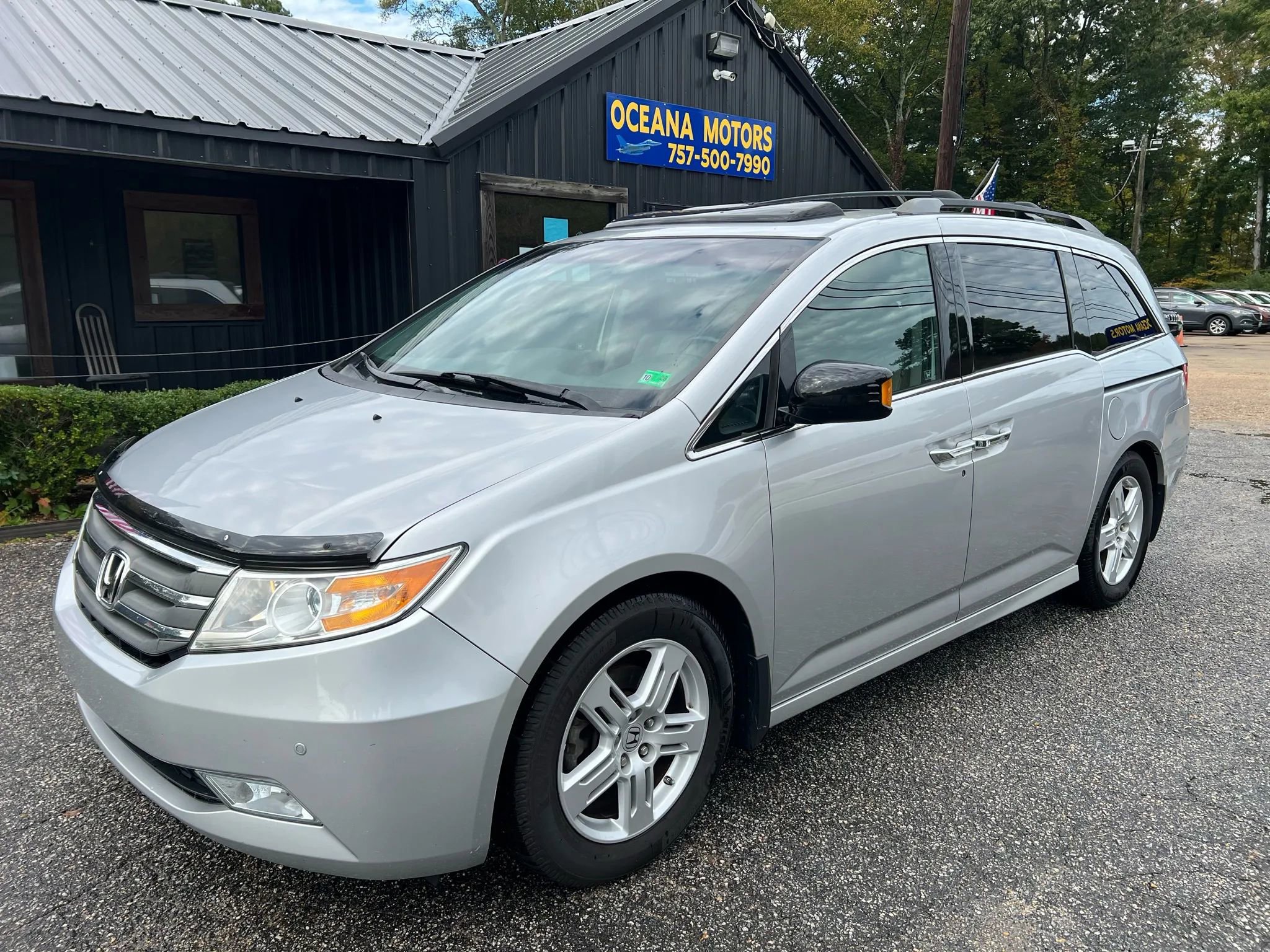Used 2012 Honda Odyssey Touring image 1