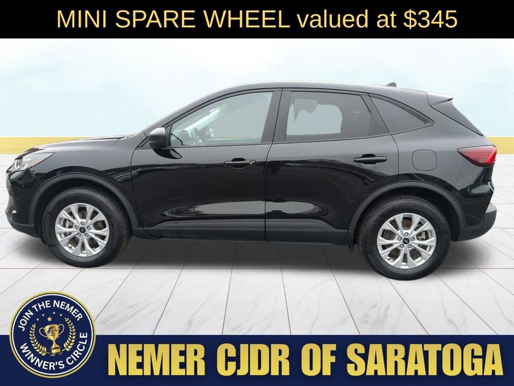 Used 2025 Ford Escape Active image 2