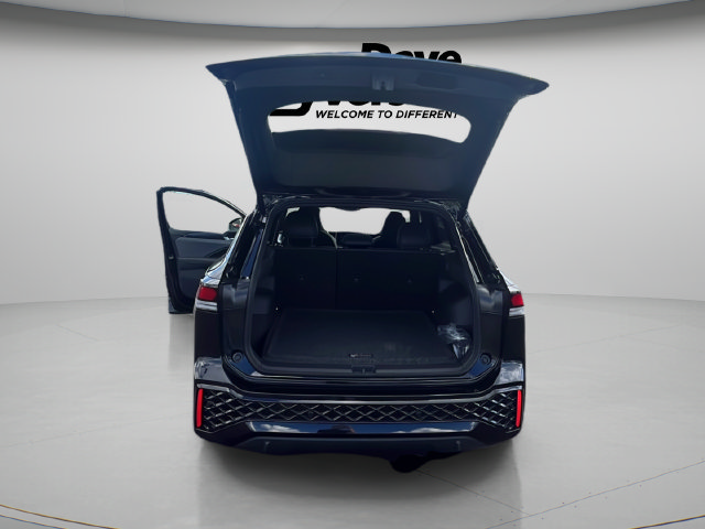 New 2026 Volkswagen Tiguan SE R-Line AWD/4WD image 25