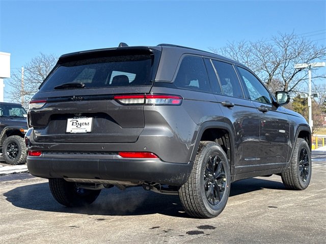 New 2026 Jeep Grand Cherokee Laredo image 7