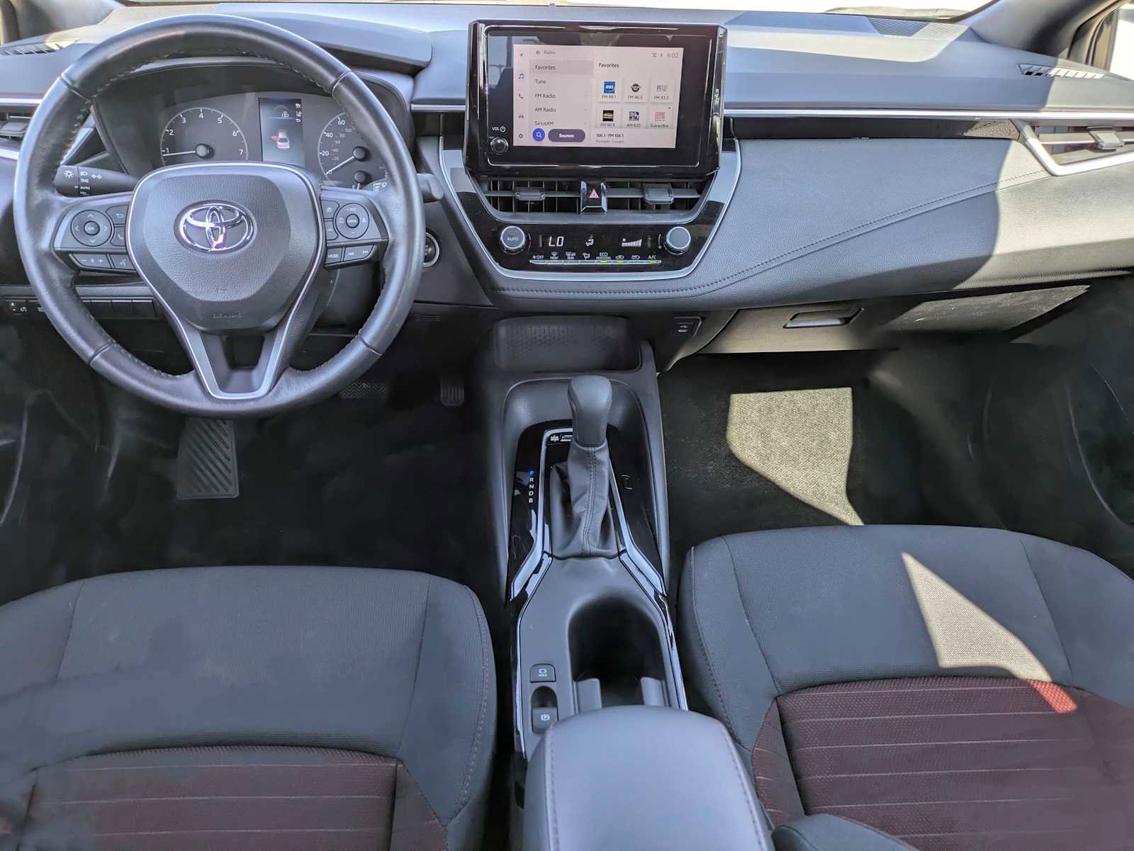 Used 2023 Toyota Corolla SE image 14