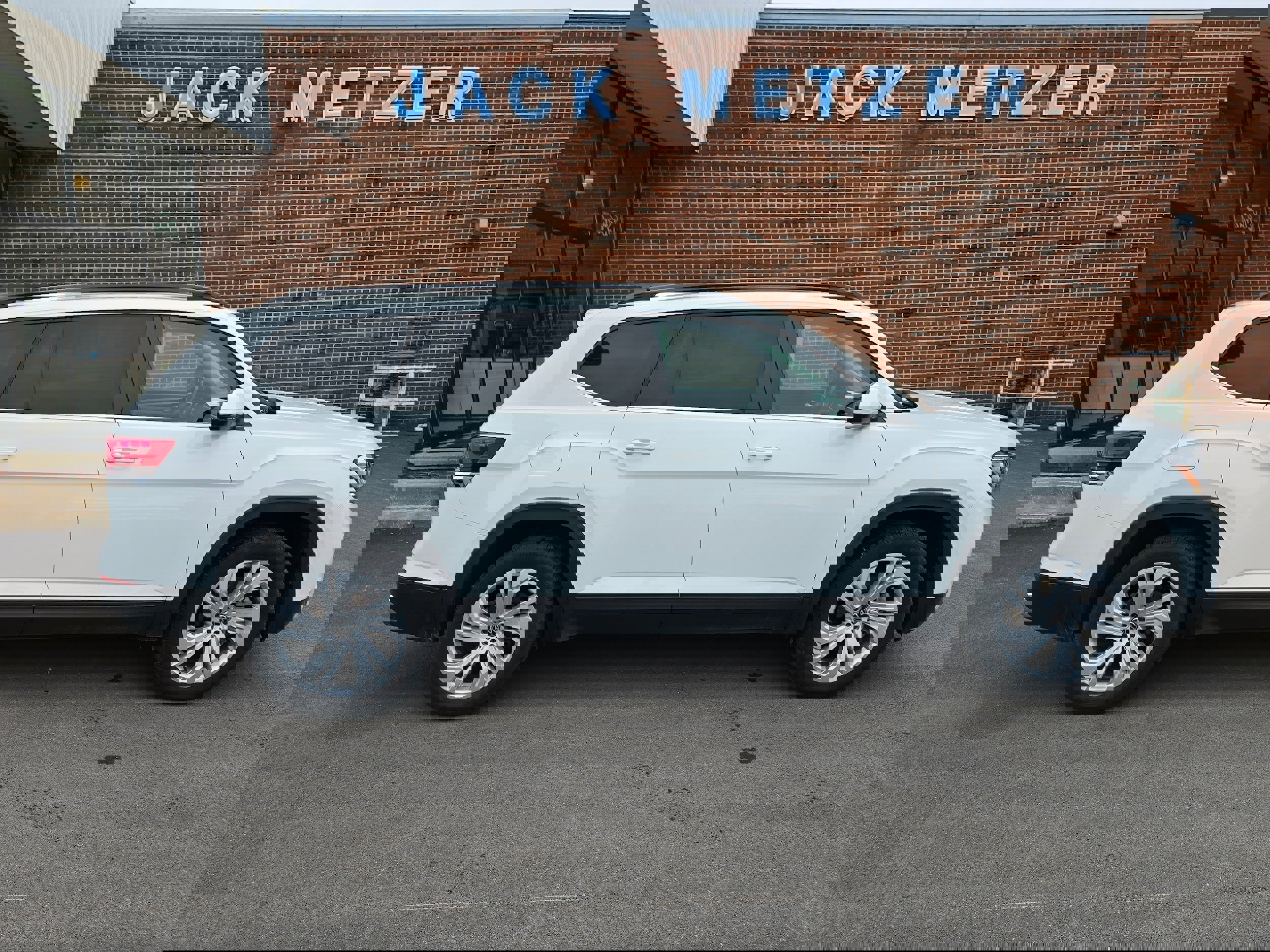Used 2022 Volkswagen Atlas SE AWD/4WD image 8