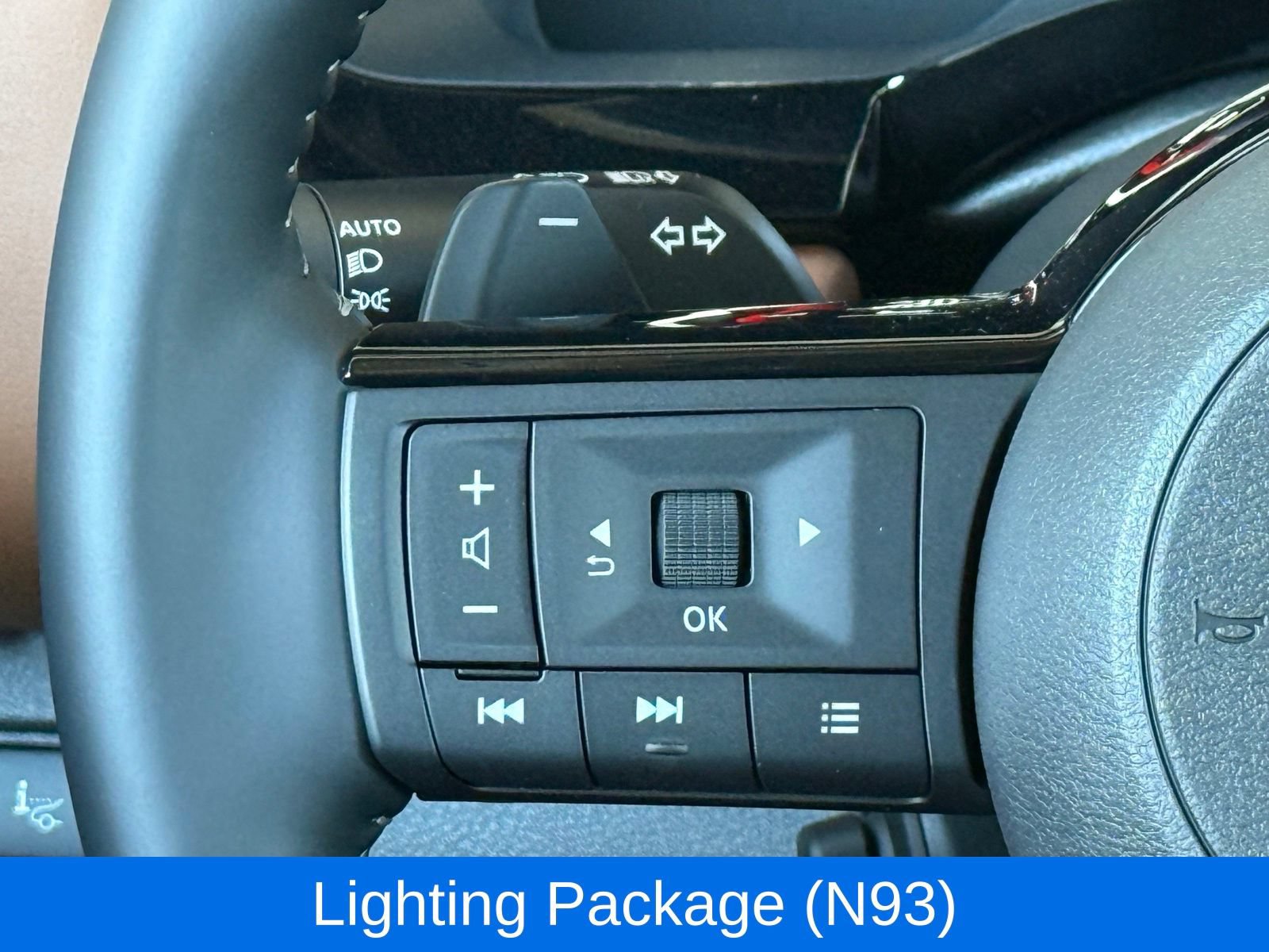 Used 2023 Nissan Pathfinder Platinum w/ Lighting Package (N93) AWD/4WD image 31