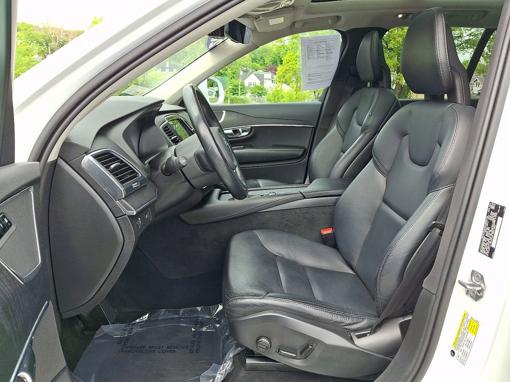 Used 2020 Volvo XC90 T5 Momentum w/ Protection Package Premier AWD/4WD image 15