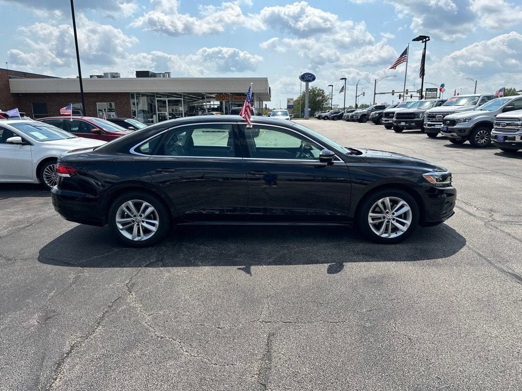 Used 2020 Volkswagen Passat 2.0T SE w/ Sunroof Package FWD image 4