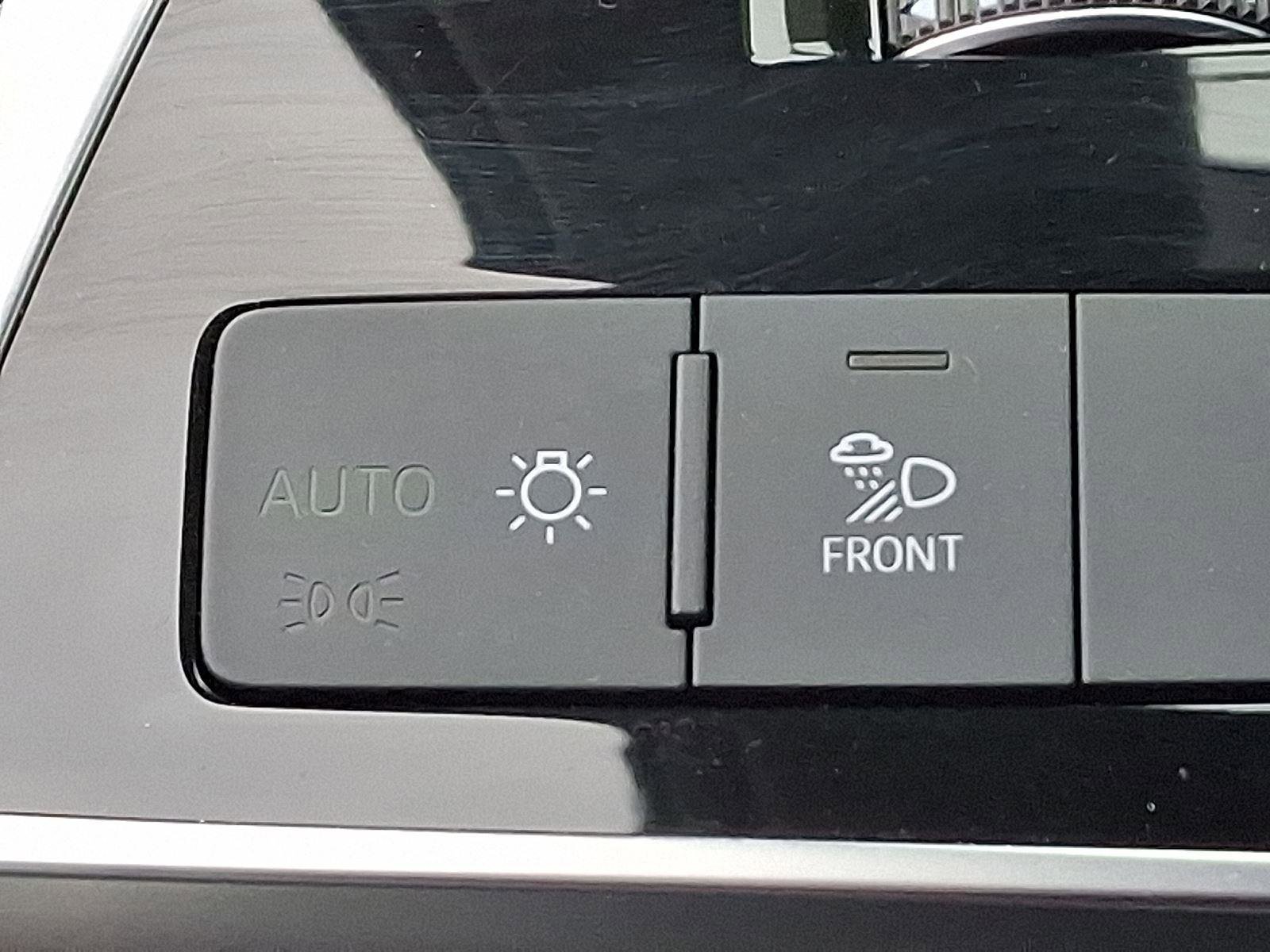 Used 2021 Audi Q8 Premium Plus w/ Premium Plus Package image 25