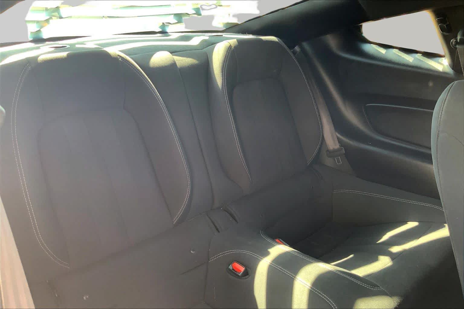 Used 2022 Ford Mustang GT w/ Equipment Group 101A RWD image 19