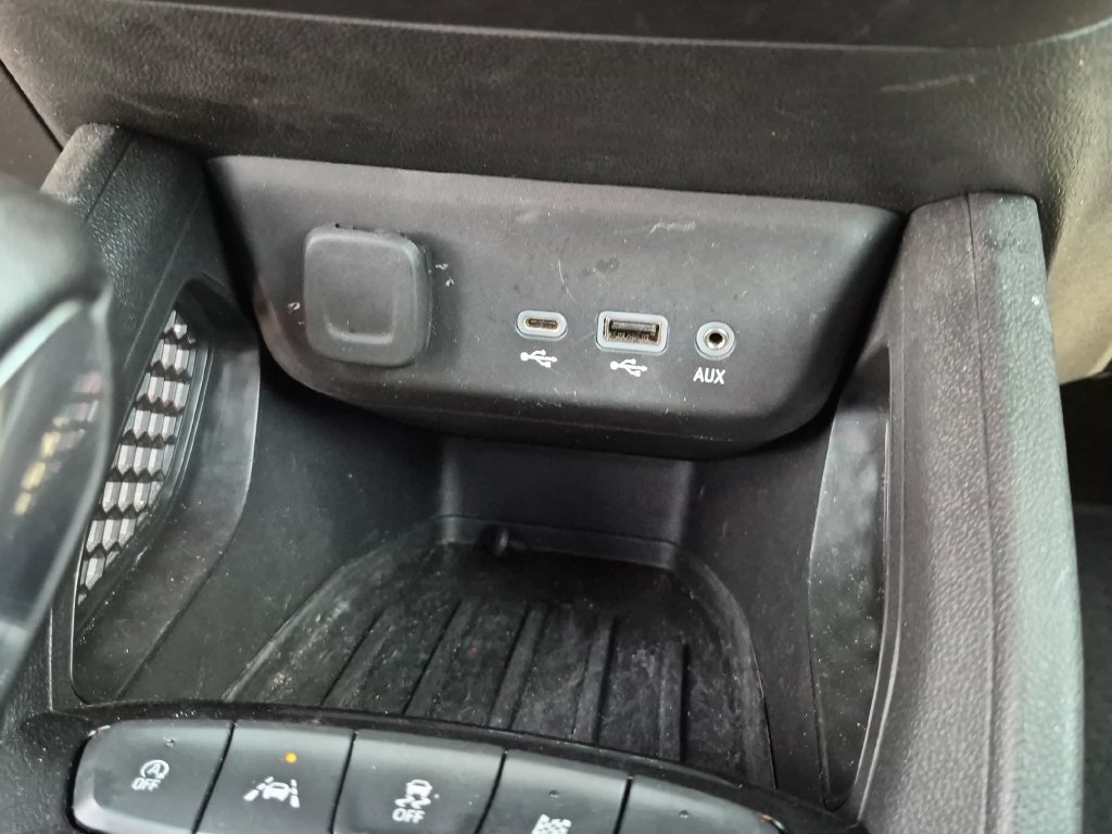 Used 2023 Chevrolet TrailBlazer RS w/ Convenience Package FWD image 36