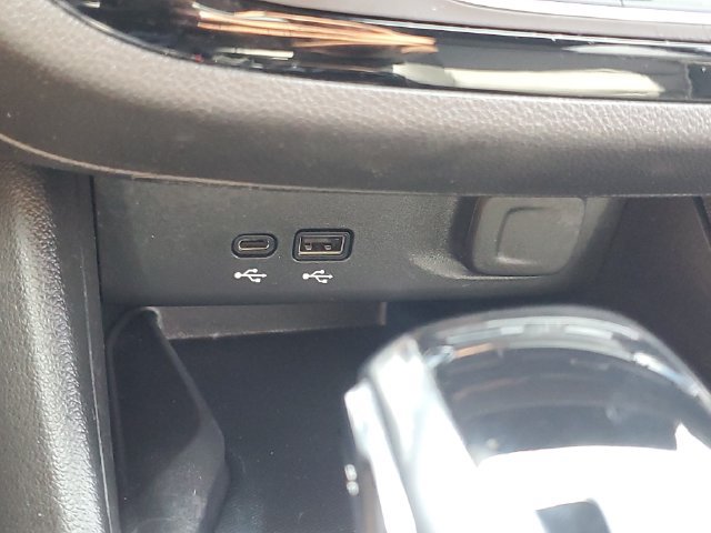Certified 2024 Buick Envista Sport Touring w/ Convenience I Package FWD image 29