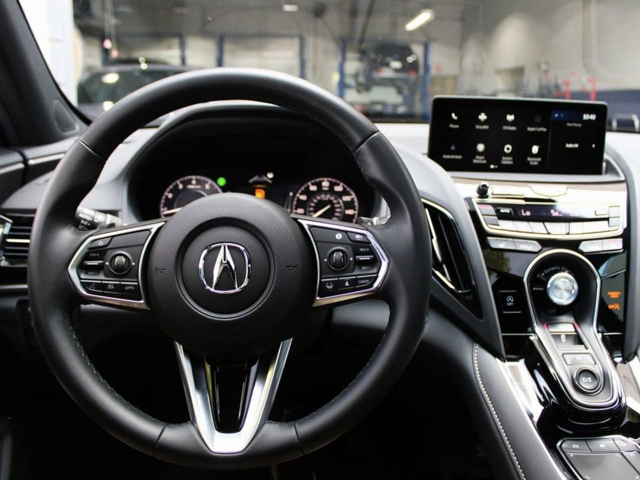 Used 2025 Acura RDX SH-AWD image 35