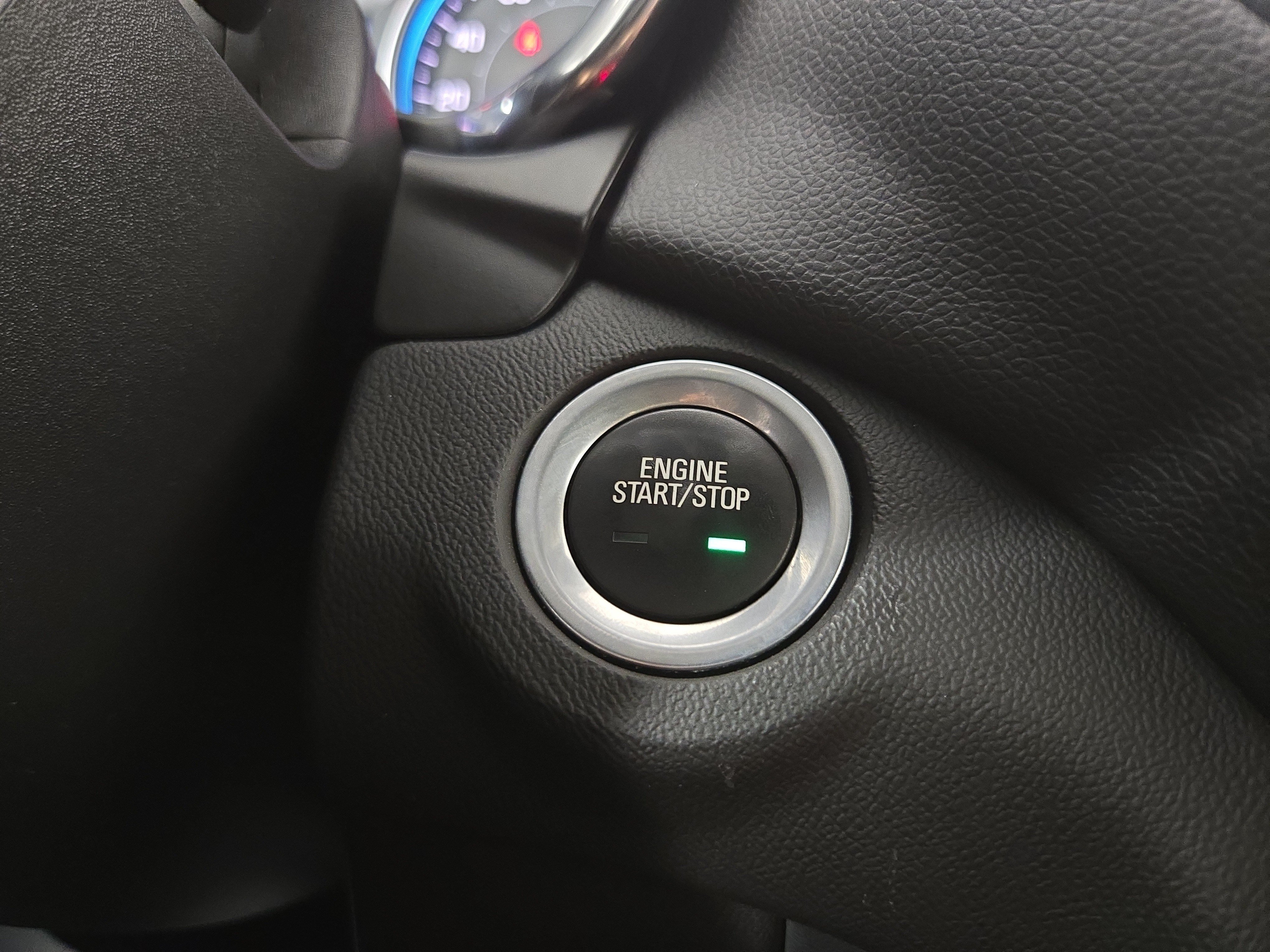 Certified 2020 Chevrolet Equinox LT w/ Driver Convenience Package FWD image 24