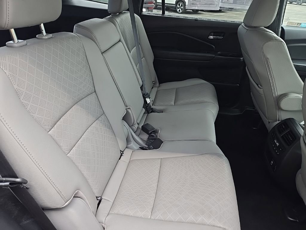 Used 2019 Honda Passport Elite image 35