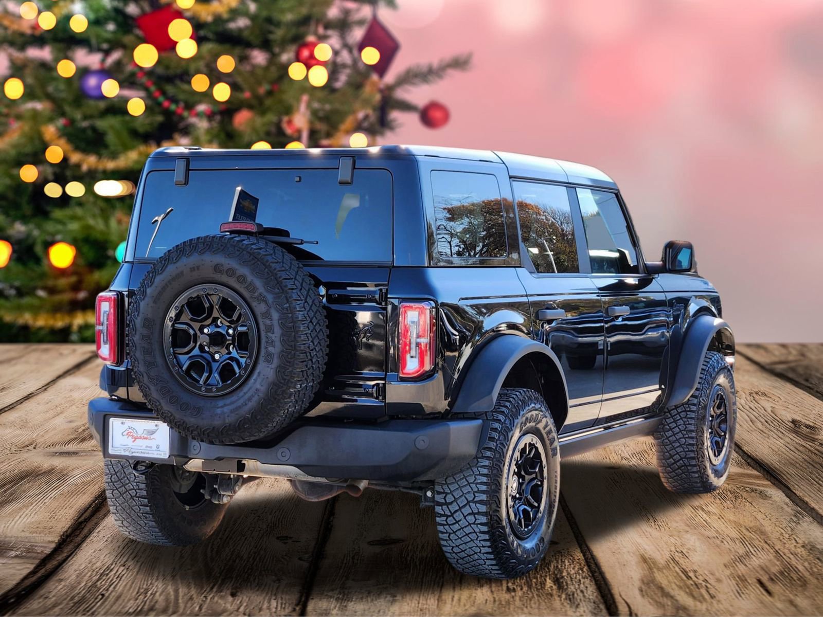 Used 2024 Ford Bronco Wildtrak image 4