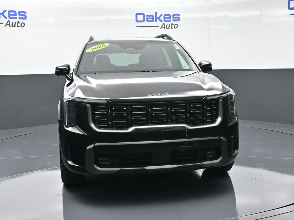 Certified 2025 Kia Sorento SX Prestige w/ Sage Leather Package image 3