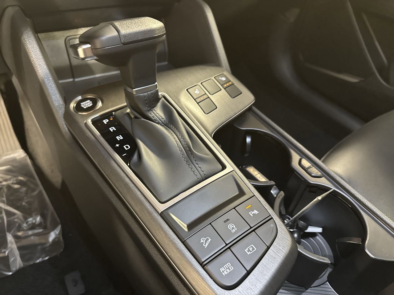 New 2026 Kia Sportage X-Line w/ X-Line Premium Package image 24