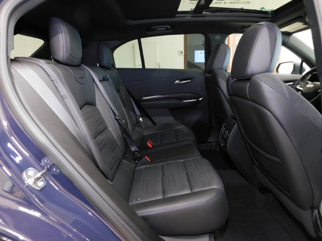 Used 2024 Cadillac XT4 Sport AWD/4WD image 53
