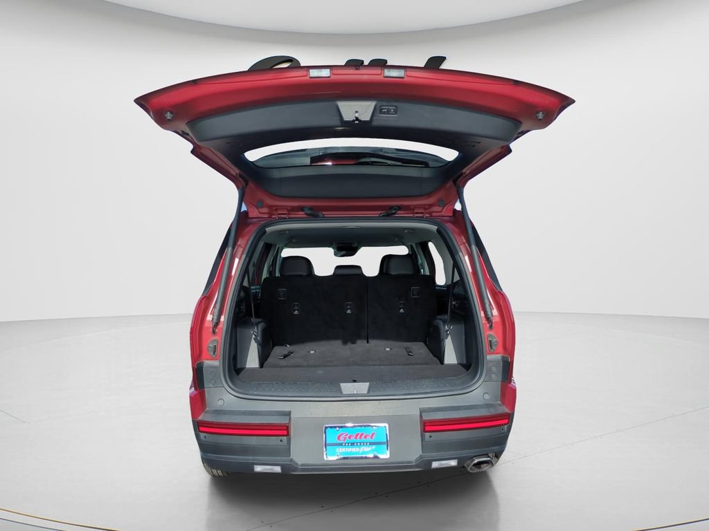 Certified 2025 Hyundai Santa Fe SEL FWD image 9