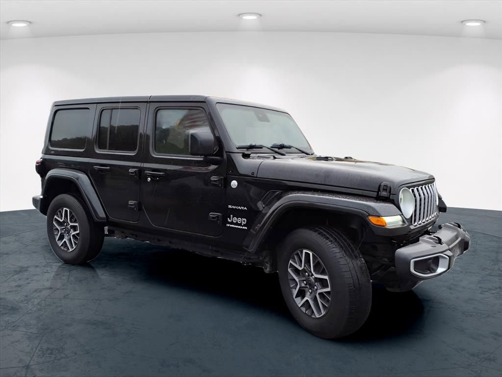 Used 2024 Jeep Wrangler Sahara image 21