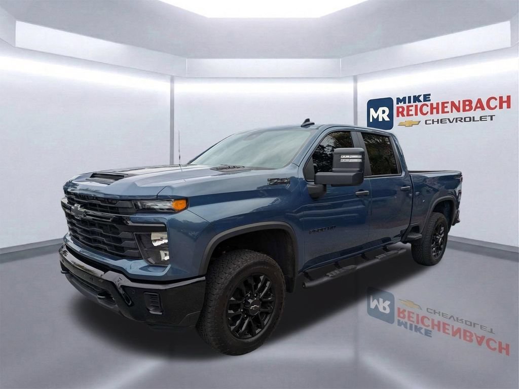 Used 2025 Chevrolet Silverado 2500 Custom w/ Custom Convenience Package AWD/4WD image 8
