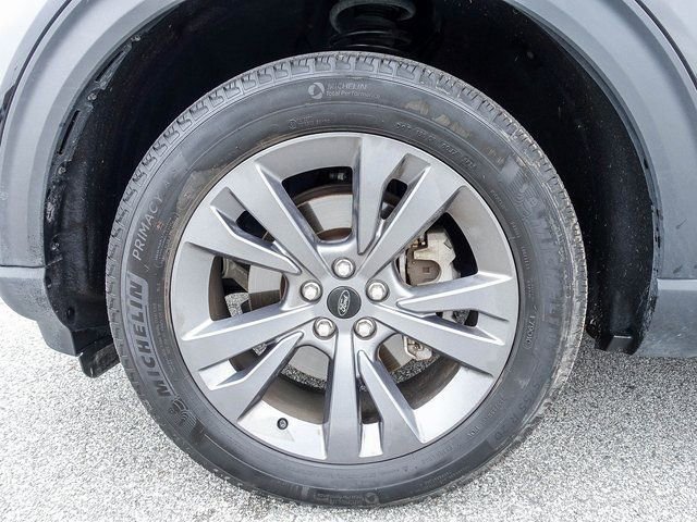 Used 2023 Ford Explorer XLT w/ Equipment Group 202A AWD/4WD image 23