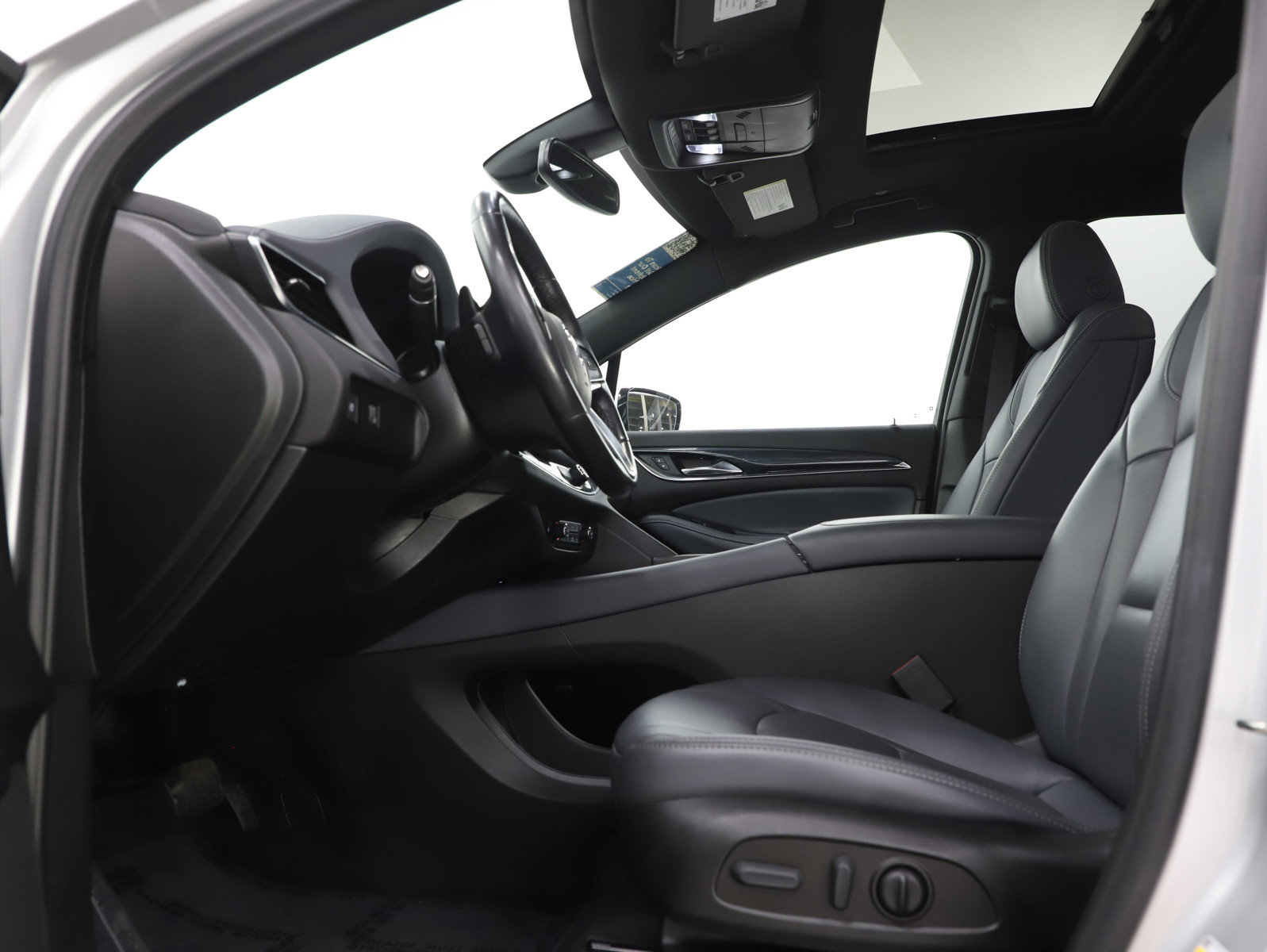 Used 2022 Buick Enclave Essence w/ Experience Buick Package image 24