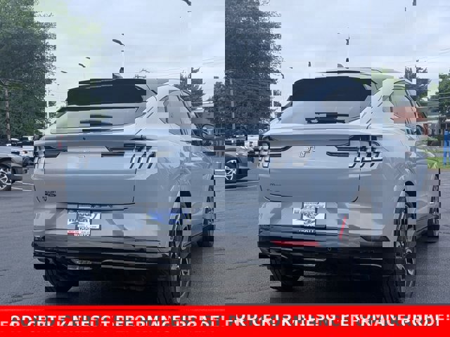 Certified 2024 Ford Mustang Mach-E GT image 5