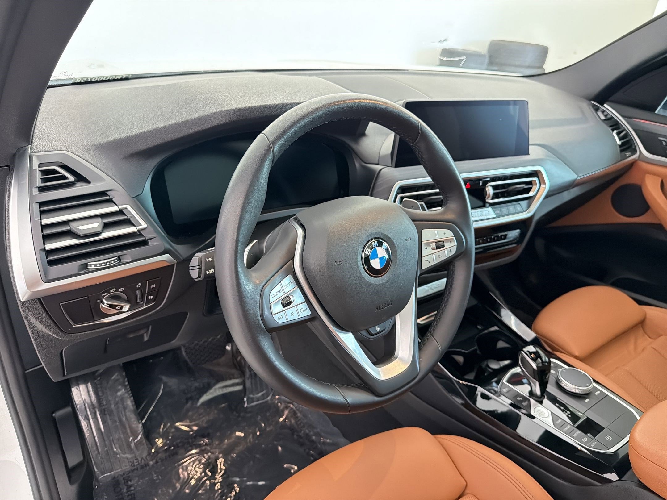 Used 2024 BMW X3 xDrive30i w/ Convenience Package AWD/4WD image 4