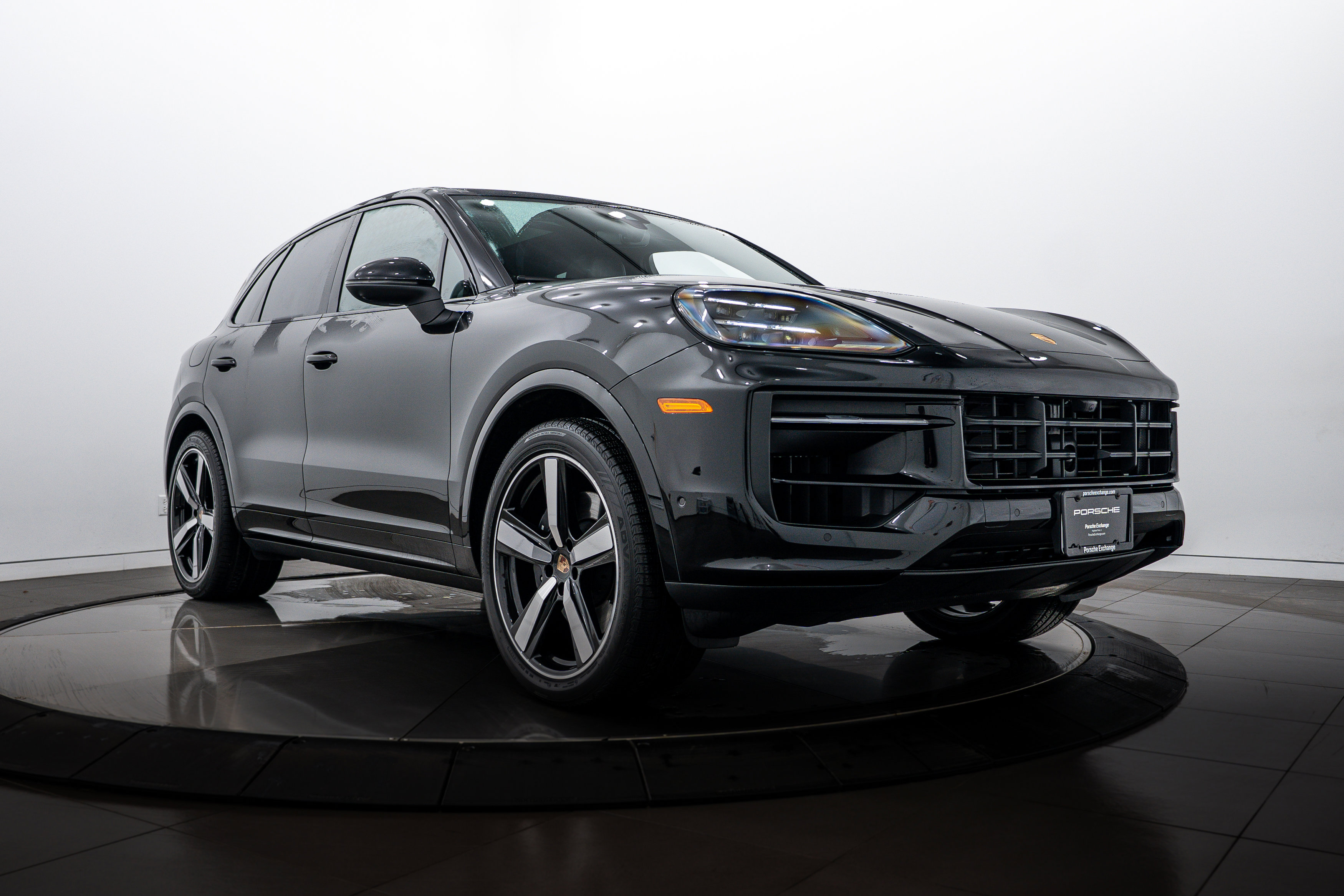 Certified 2026 Porsche Cayenne image 9