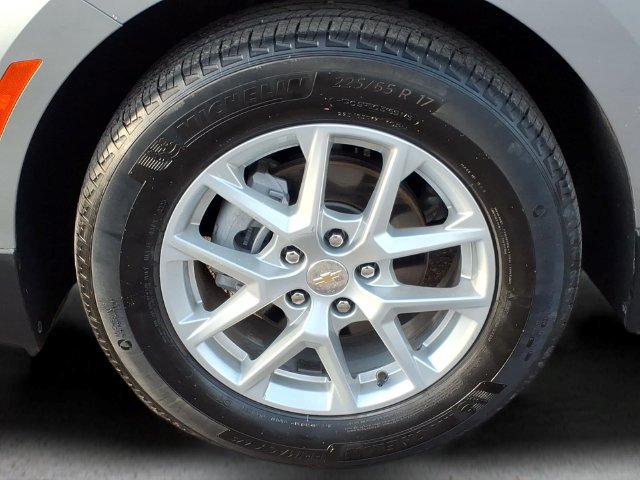 Used 2024 Chevrolet Equinox LS w/ LS Convenience Package FWD image 10