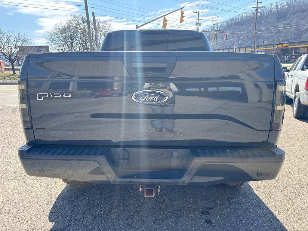 Used 2017 Ford F150 XLT w/ Equipment Group 302A Luxury image 8