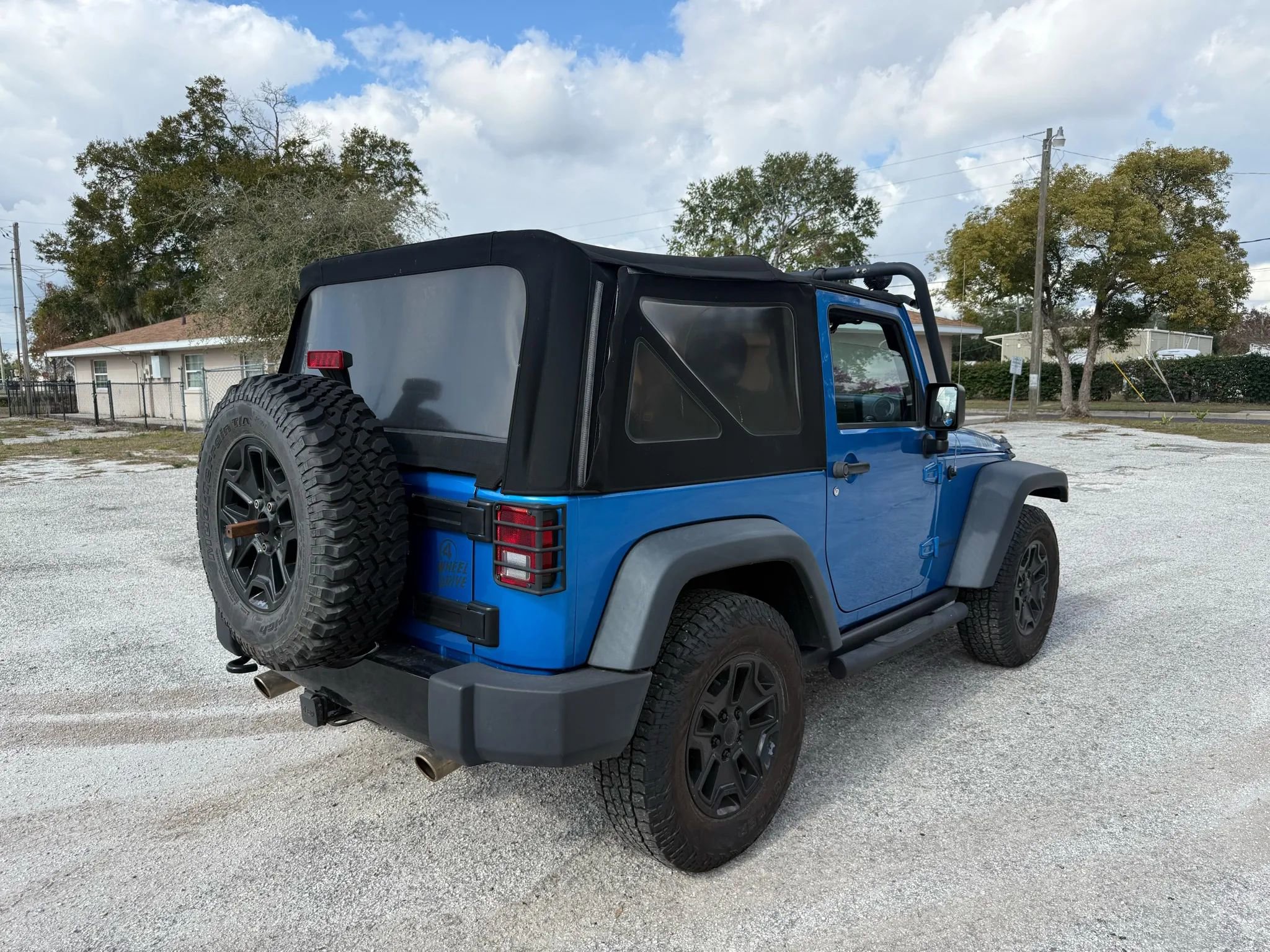 Used 2015 Jeep Wrangler Sport AWD/4WD image 6