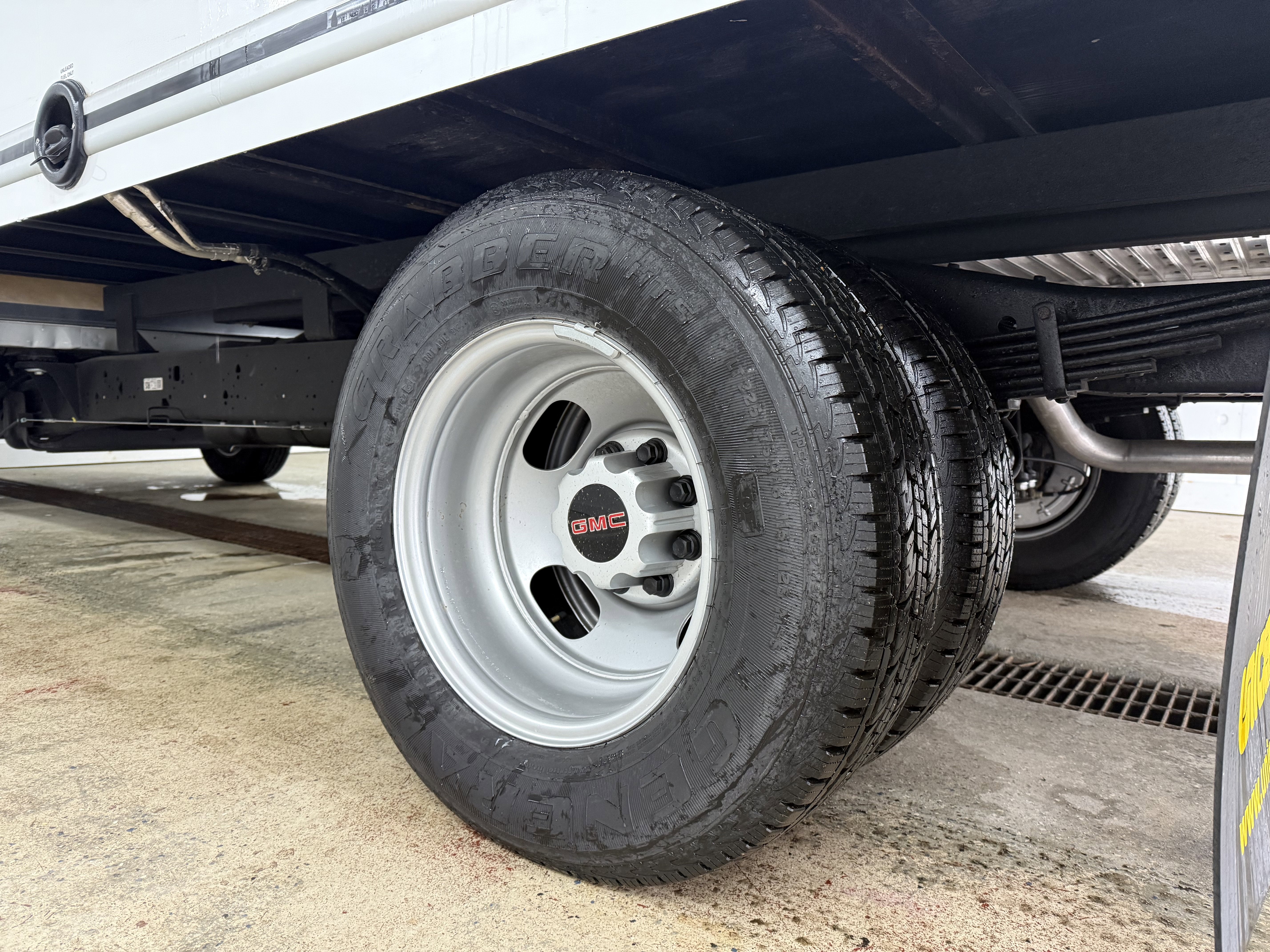 New 2024 GMC Savana 3500 w/ Power Convenience Package image 7