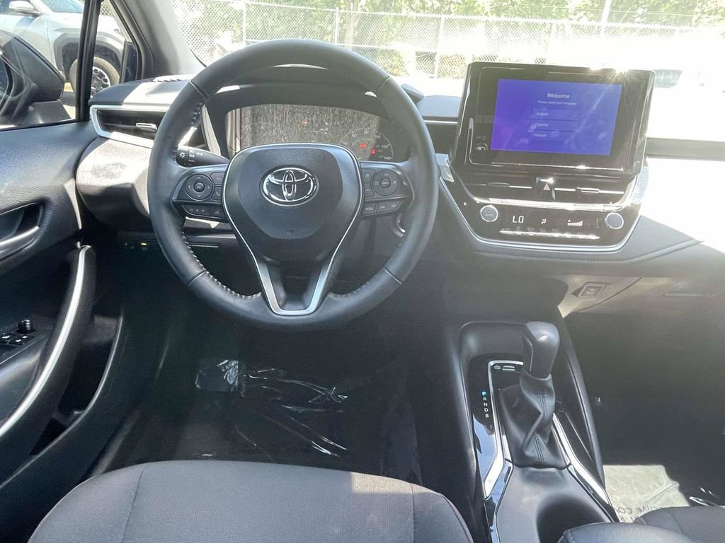 Used 2025 Toyota Corolla SE FWD image 16