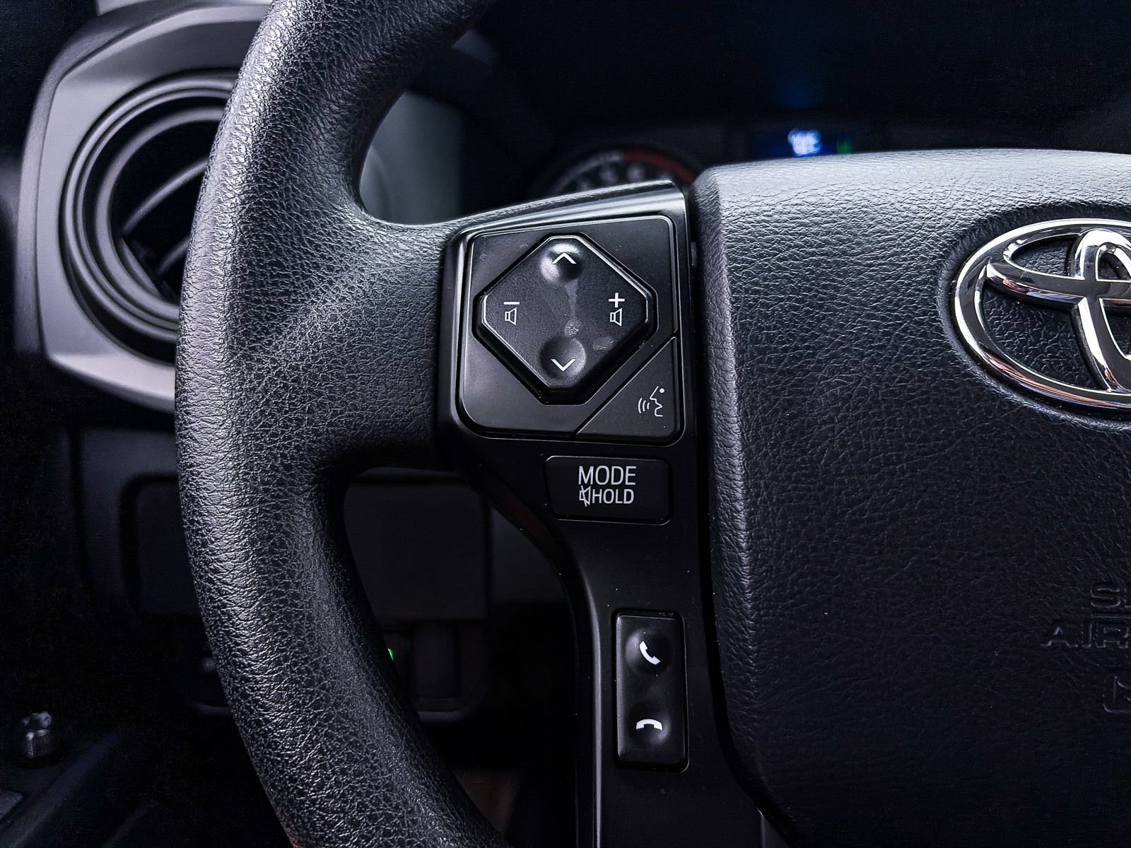 Used 2023 Toyota Tacoma SR w/ SR Convenience Package RWD image 30