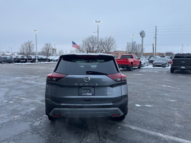 Used 2021 Nissan Rogue SV image 9
