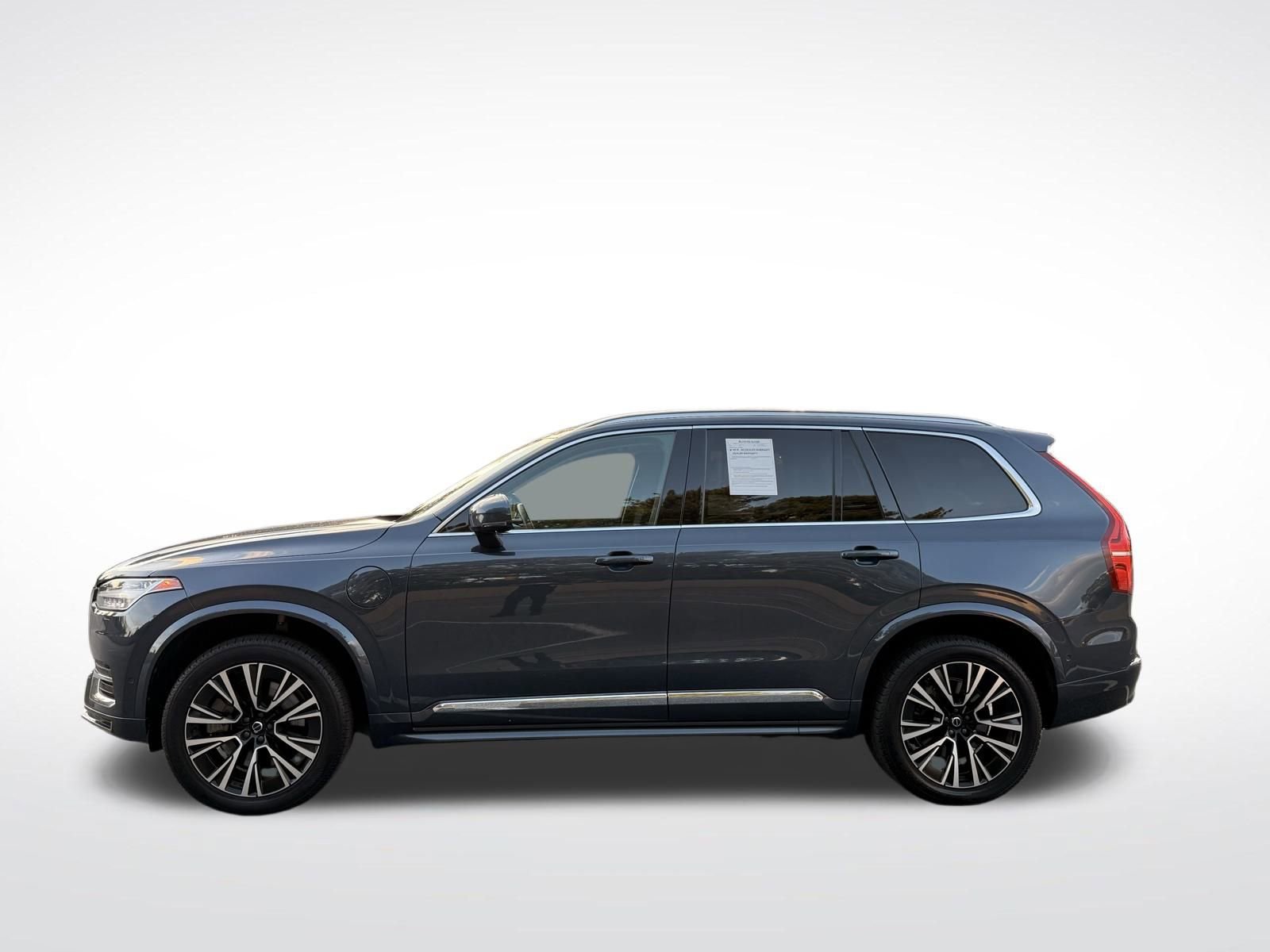 Used 2023 Volvo XC90 T8 Plus image 11